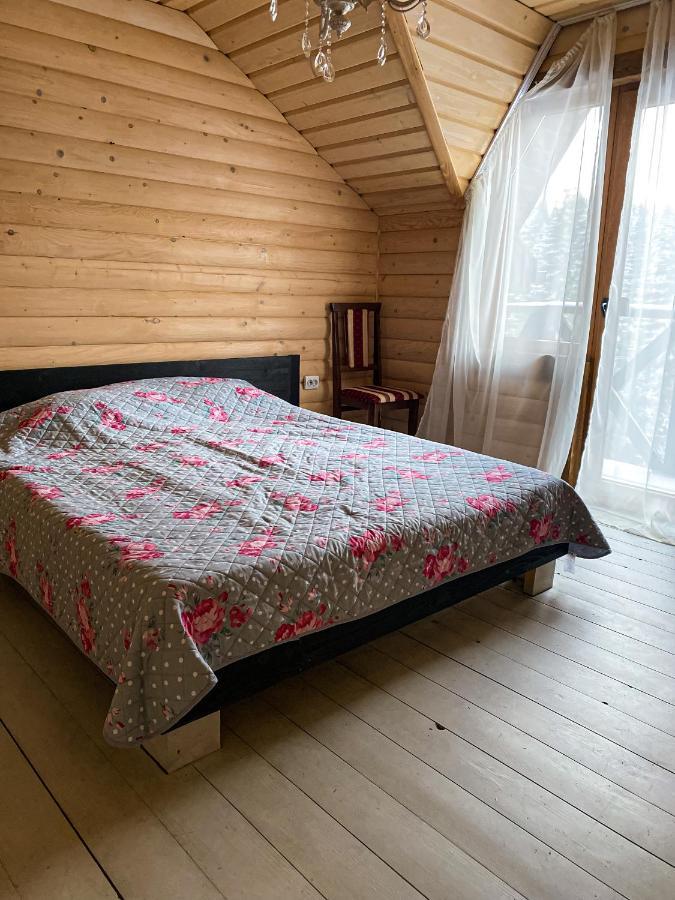 Royal Yablunytsya Hotell Eksteriør bilde